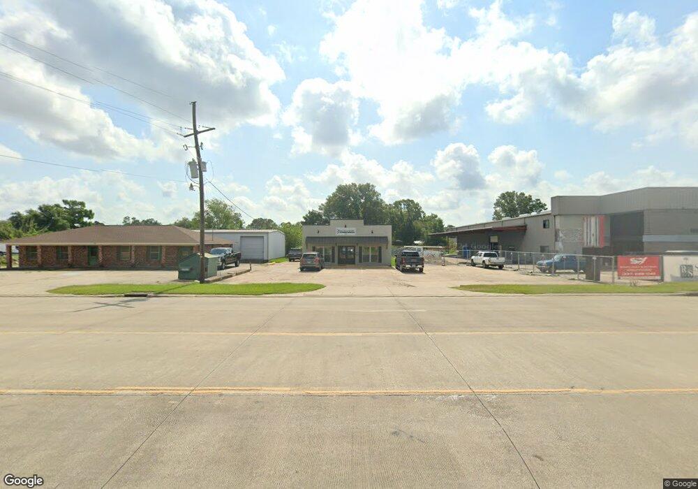 4905 Common St, Lake Charles, LA 70607 - photo 1