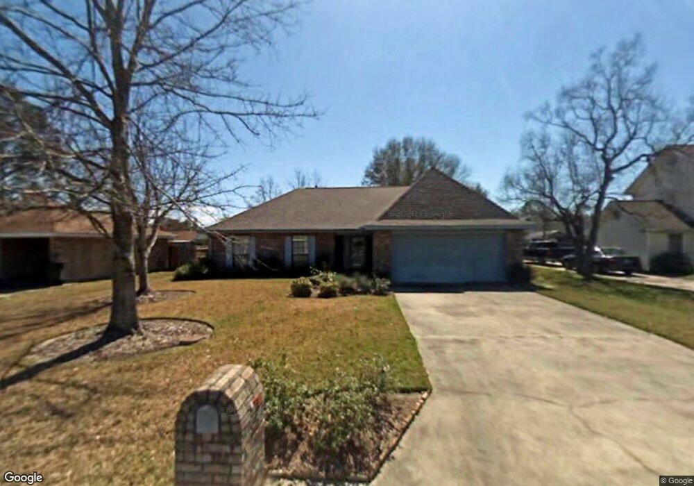143 E Greenway St, Lake Charles, LA 70605 - photo 1