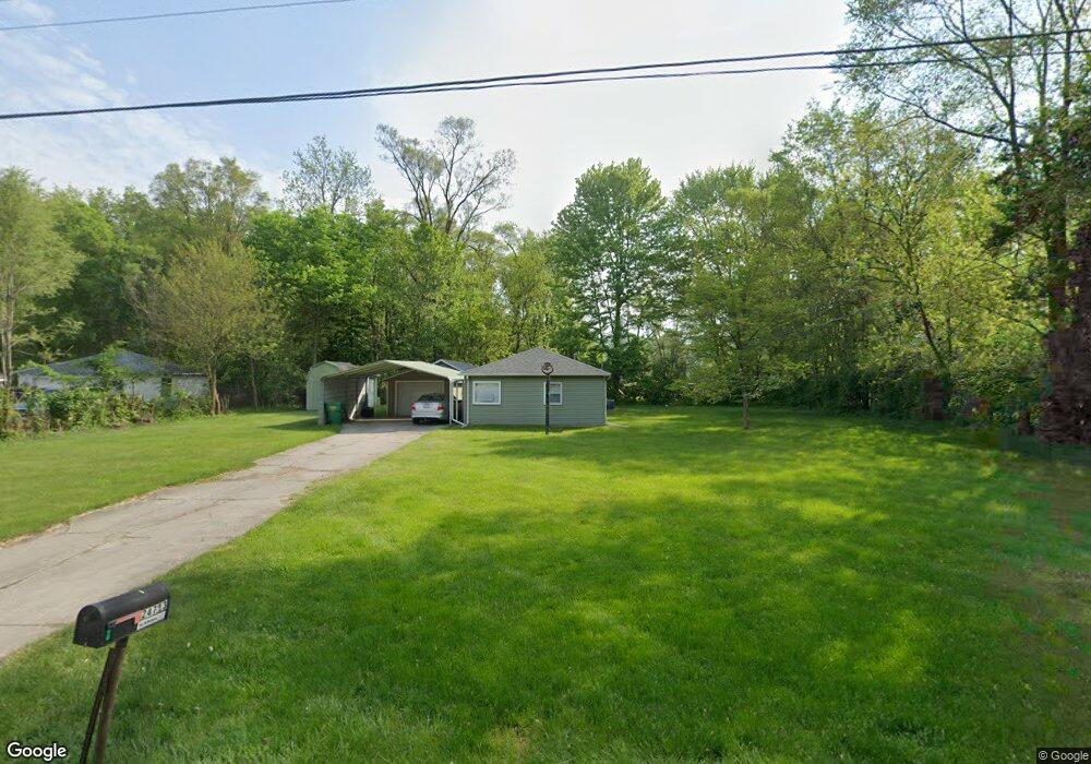 24713 Idlewild Ave, Elkhart, IN 46516 - photo 1