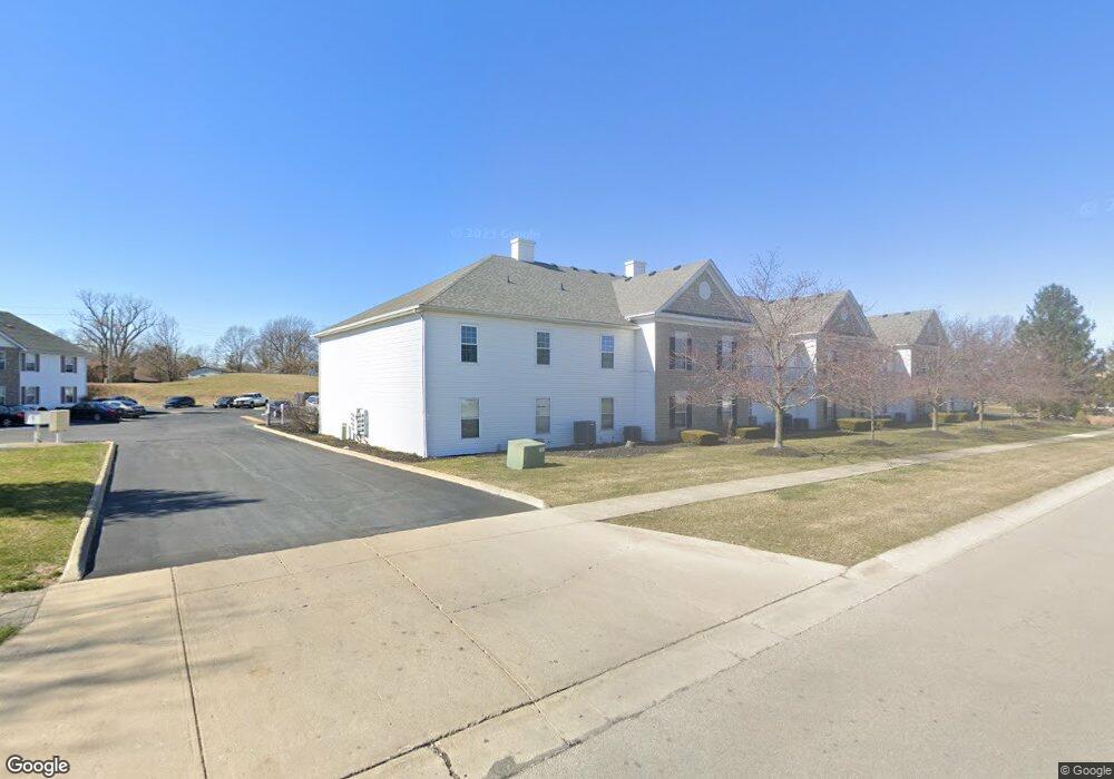 639 Milcrest Dr, Marysville, OH 43040 - photo 1