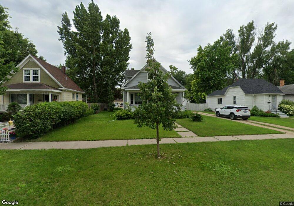 1522 4th Ave S, Fargo, ND 58103 - photo 1