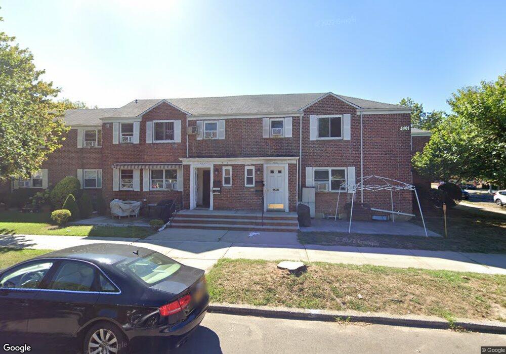 254-4 74th Ave, Glen Oaks, NY 11004 - photo 1