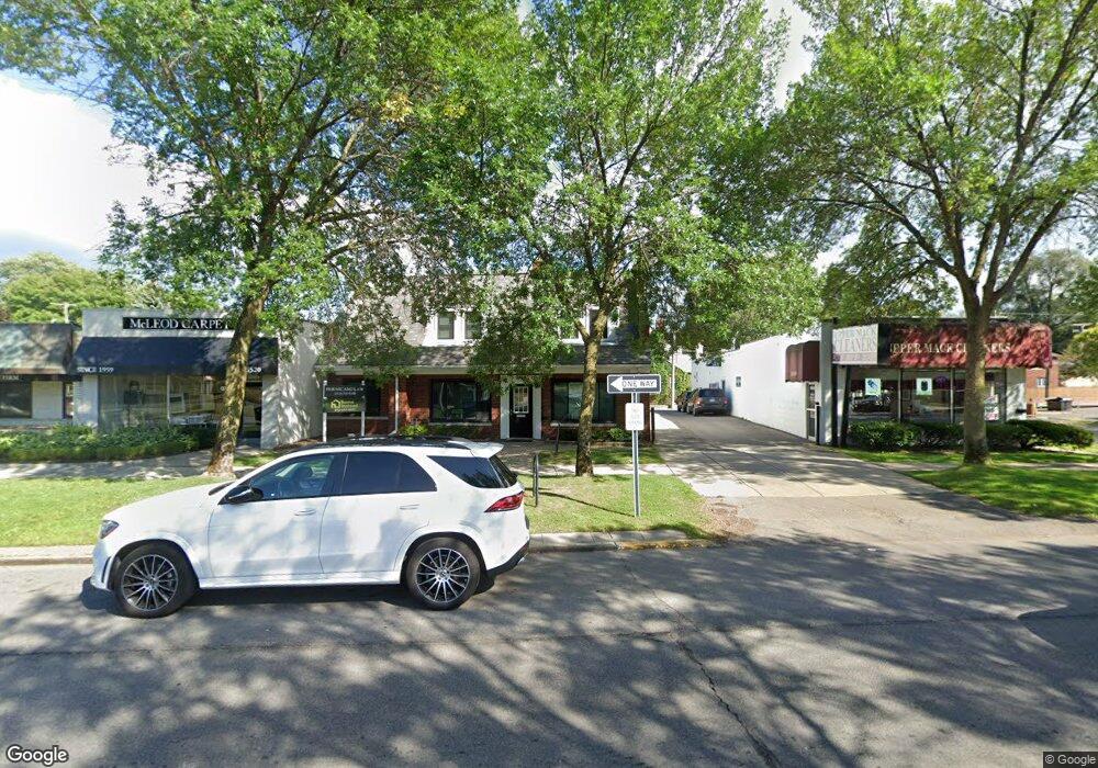 18514 Mack Ave unit 201, Grosse Pointe Farms, MI 48236 - photo 1