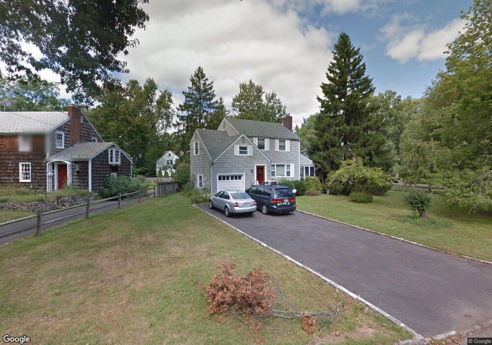 24 Holmes Oval, New Providence, NJ 07974 - photo 1