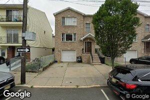 14 President St, East Newark, NJ 07029