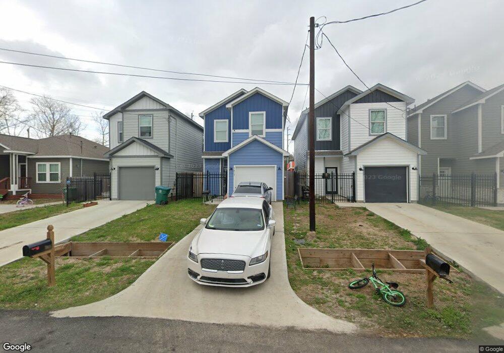 7815 Sealey St, Houston, TX 77088 - photo 1