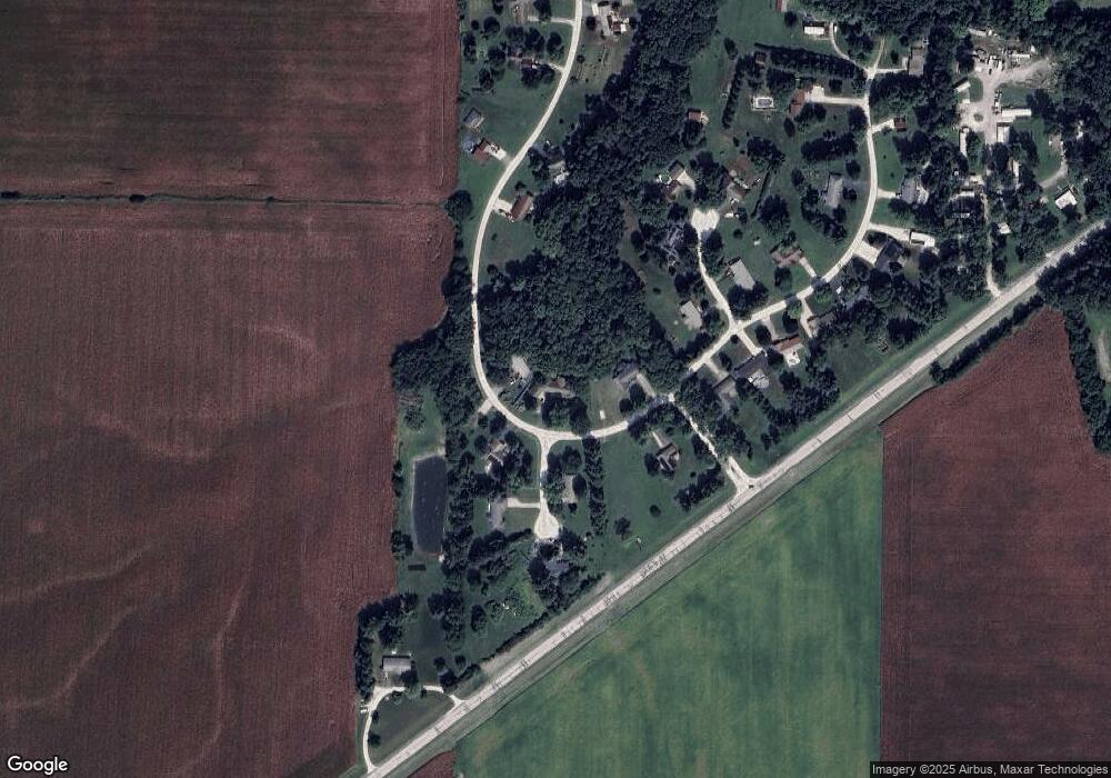 106 W Point Dr, Jacksonville, IL 62650 - photo 1