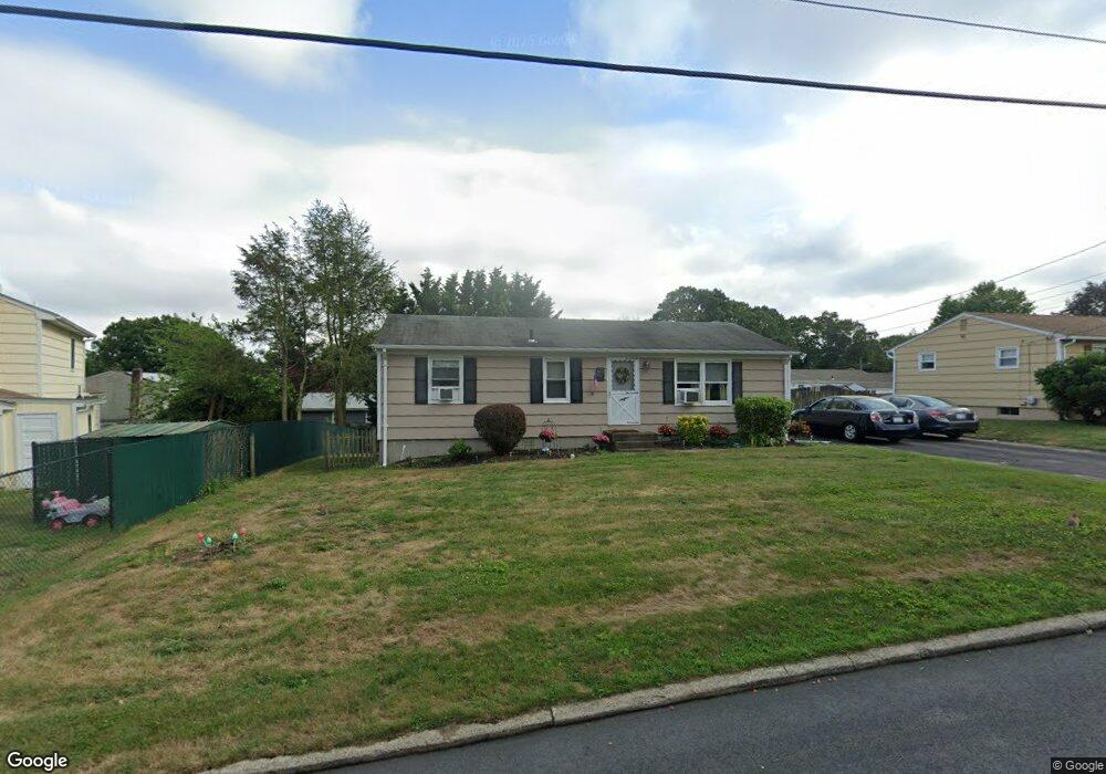 30 Wellspring Dr, Cranston, RI 02920 - photo 1