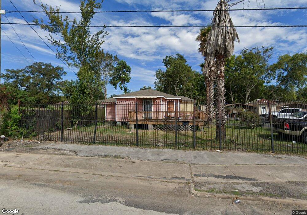 4025 Kelley St, Houston, TX 77026 - photo 1