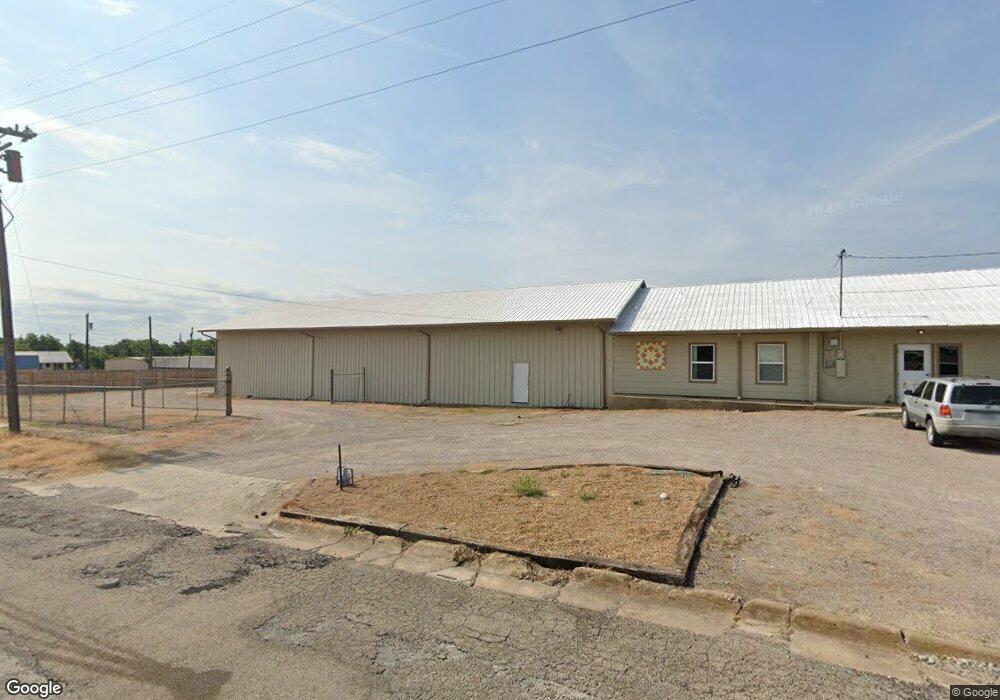 224 N Main St, Bonham, TX 75418 - photo 1