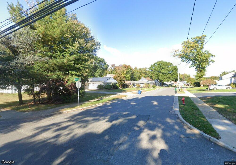 9 Overlea Ln, Matawan, NJ 07747 - photo 1