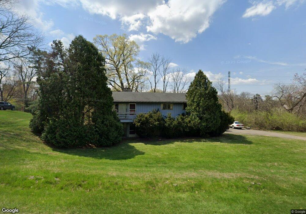 730 Ivy Ln, Bloomfield Hills, MI 48304 - photo 1