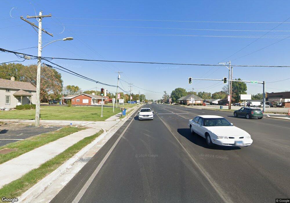 2521 N North Center St, Maryville, IL 62062 - photo 1