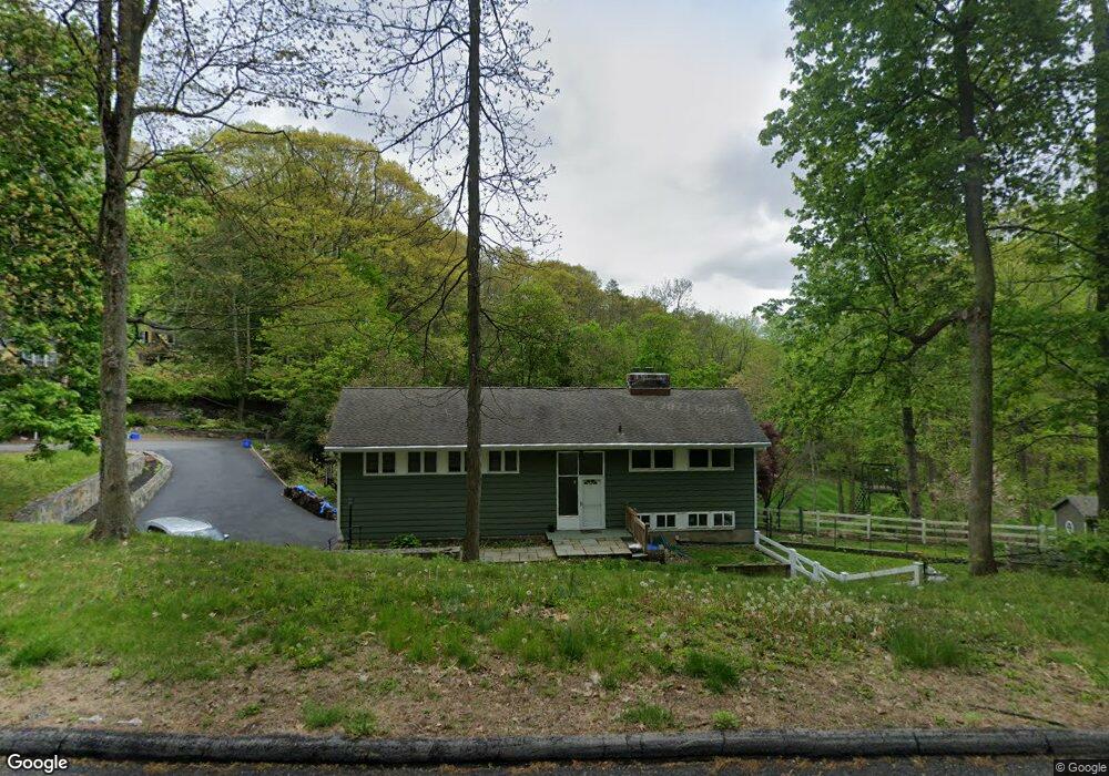 94 Todd Ln, Briarcliff Manor, NY 10510 - photo 1