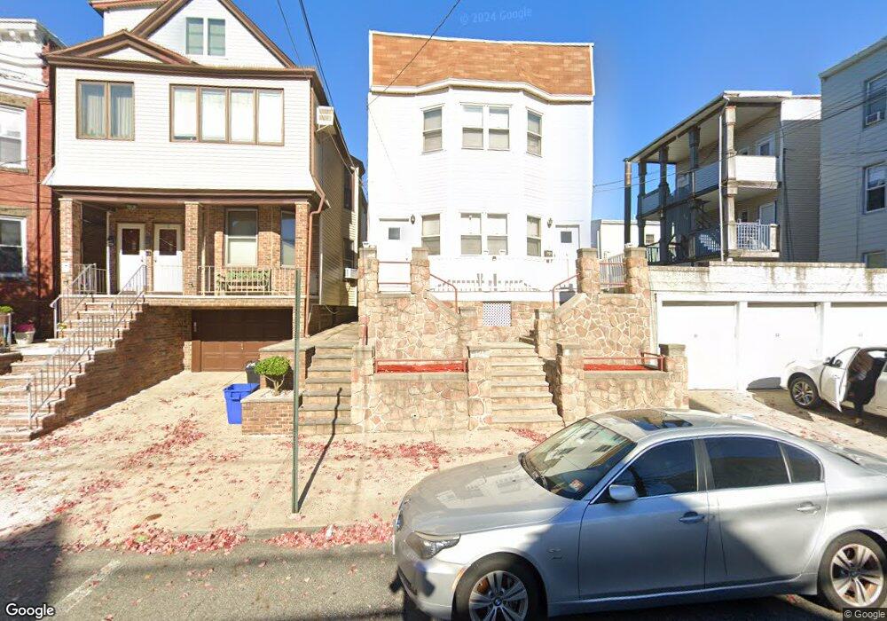 119 W 26th St unit 2, Bayonne, NJ 07002 - photo 1