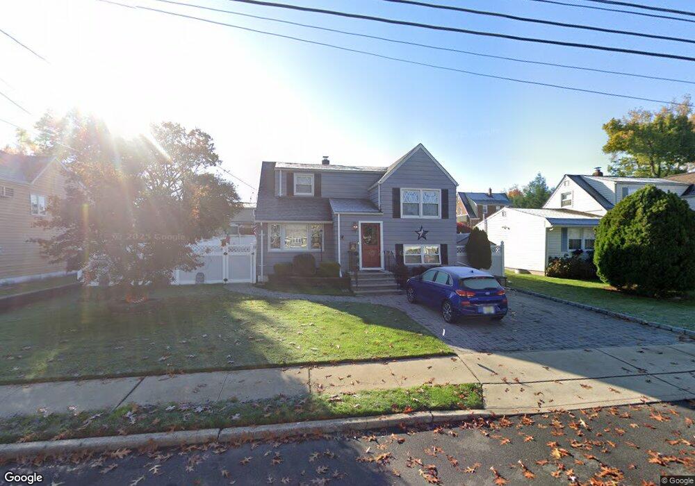 294 Hayes Dr, Saddle Brook, NJ 07663 - photo 1