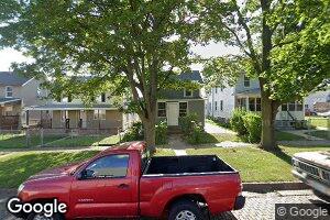 346 9th St, Moline, IL 61265