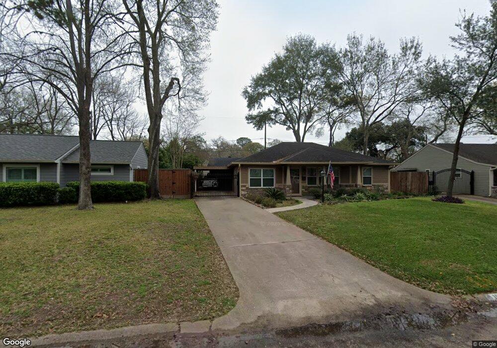 1610 Viking Dr, Houston, TX 77018 - photo 1