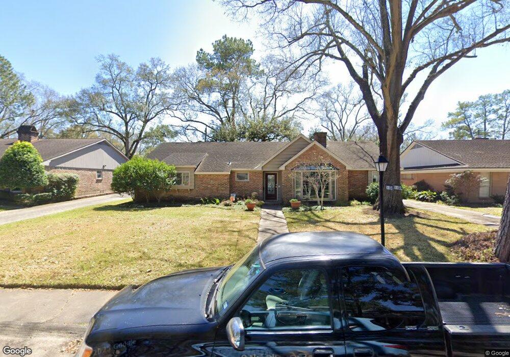 10019 Doliver Dr, Houston, TX 77042 - photo 1