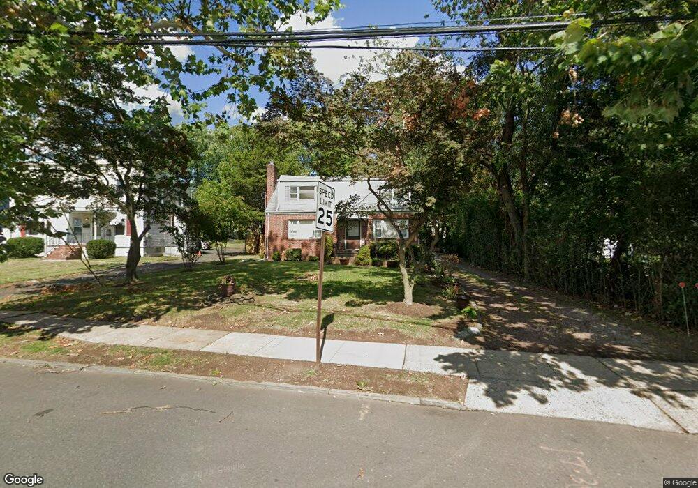 2753 Vauxhall Rd, Union, NJ 07083 - photo 1