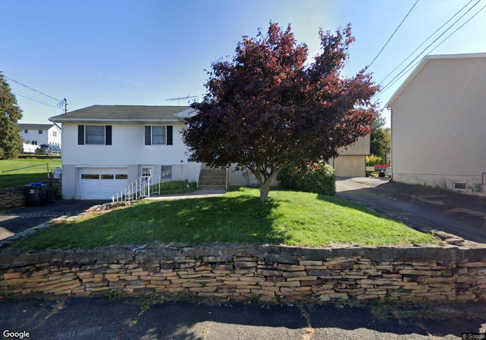 205 Sanderson Ave unit 207, Olyphant, PA 18447 - photo 1