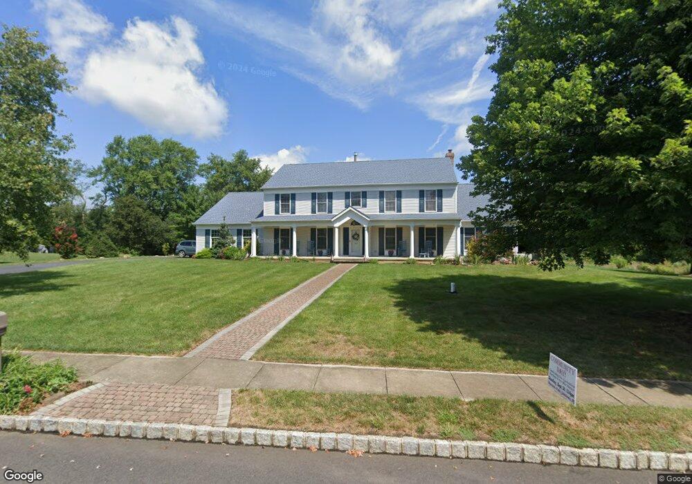 211 Heritage Dr, Columbus, NJ 08022 - photo 1