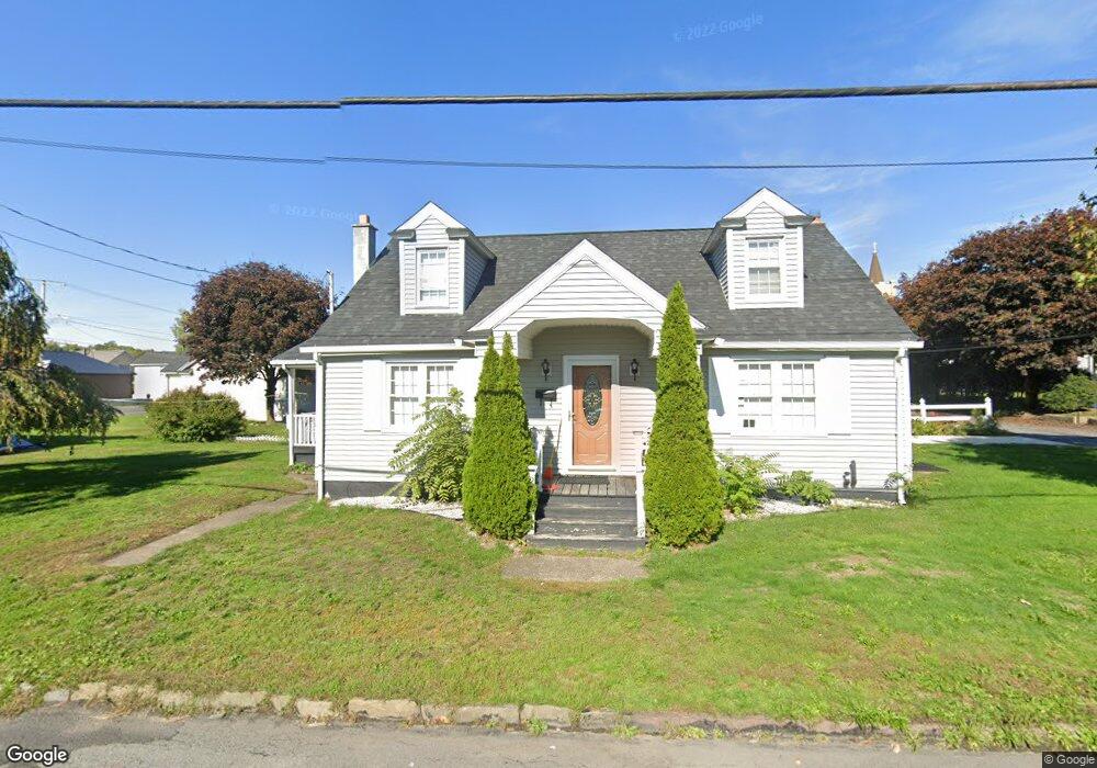 204 Penn Ave, Dupont, PA 18641 - photo 1