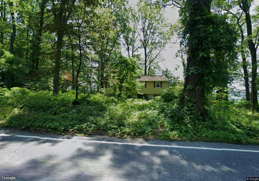 2999 Valley View Dr, Bath, PA 18014 - photo 1