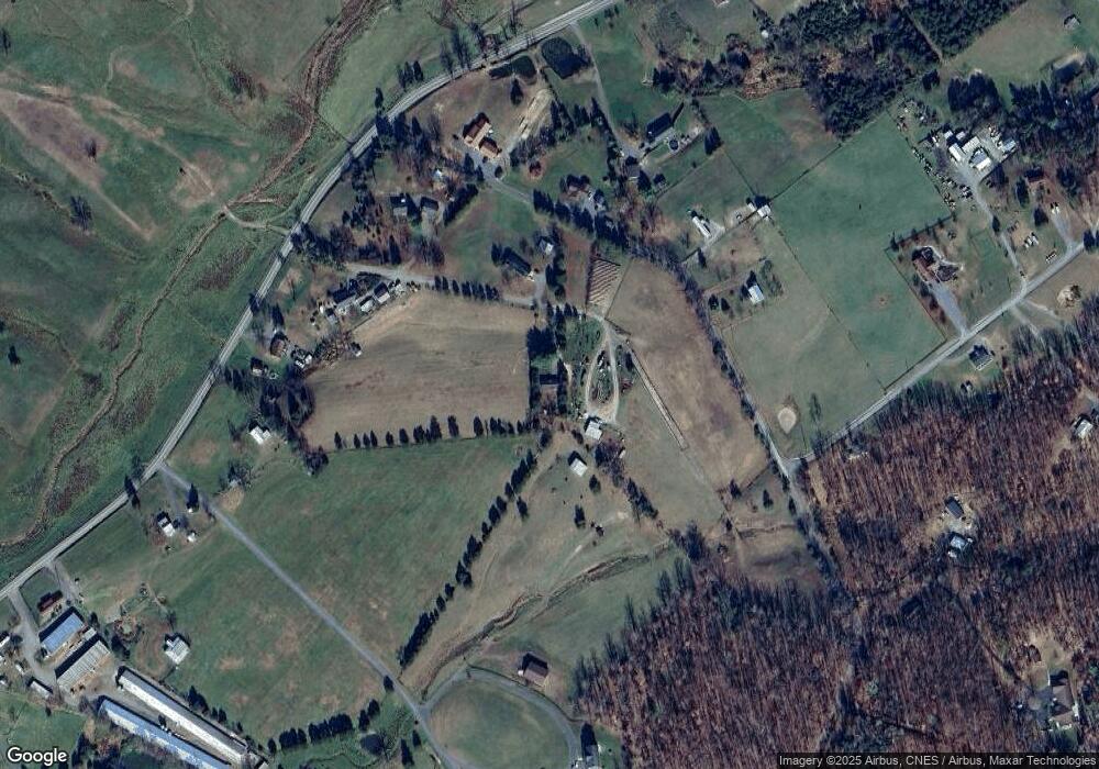 146 Gap Mountain Rd, Petersburg, WV 26847 - photo 1