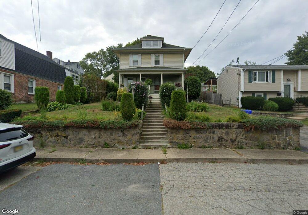 8 Arthur St, West Warwick, RI 02893 - photo 1