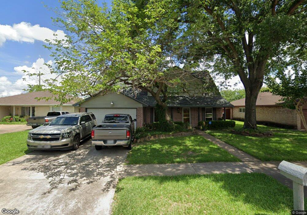 5618 Arncliffe Dr, Houston, TX 77088 - photo 1