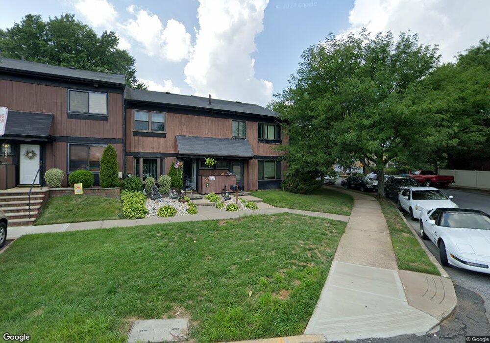 6 Hemlock Ct, Staten Island, NY 10309 - photo 1