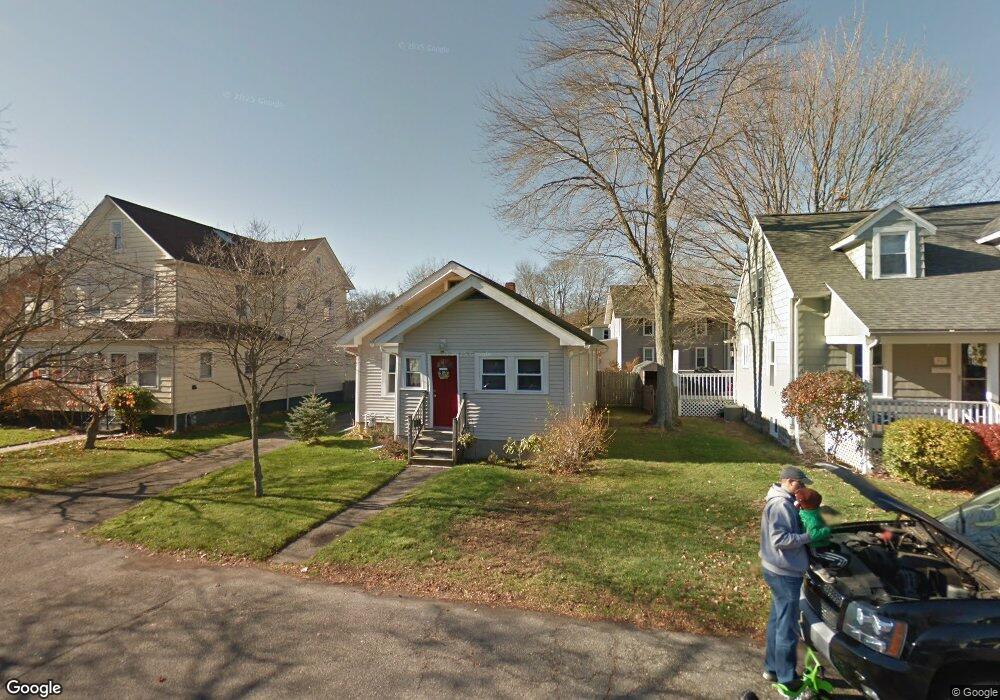 106 Bungalow Ave, Fairfield, CT 06824 - photo 1