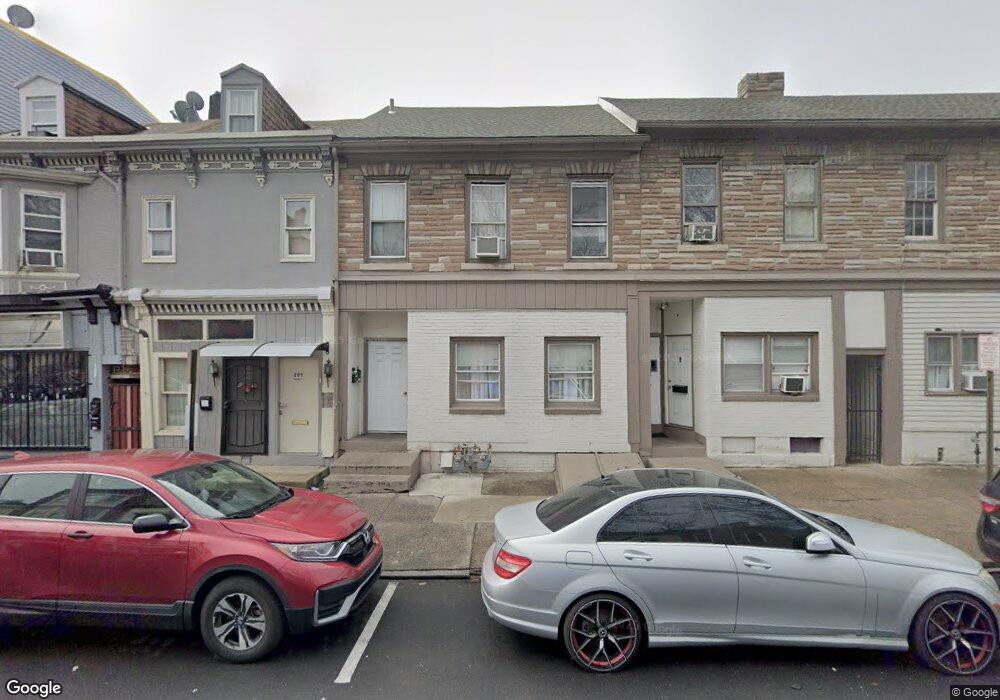 210 N 9th St, Reading, PA 19601 - photo 1