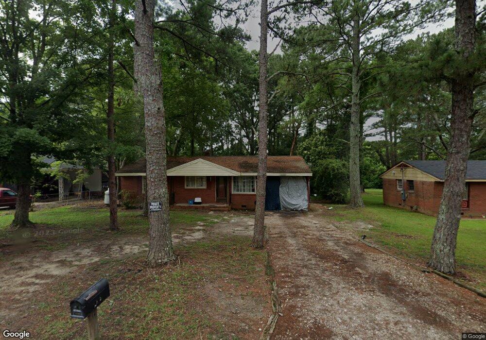 5329 Williamsburgh Dr, Fayetteville, NC 28304 - photo 1