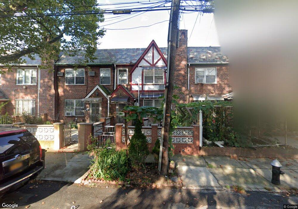 8274 167th St, Jamaica, NY 11432 - photo 1