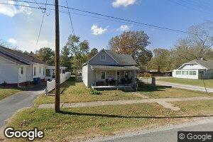 401 S Snider St, Christopher, IL 62822