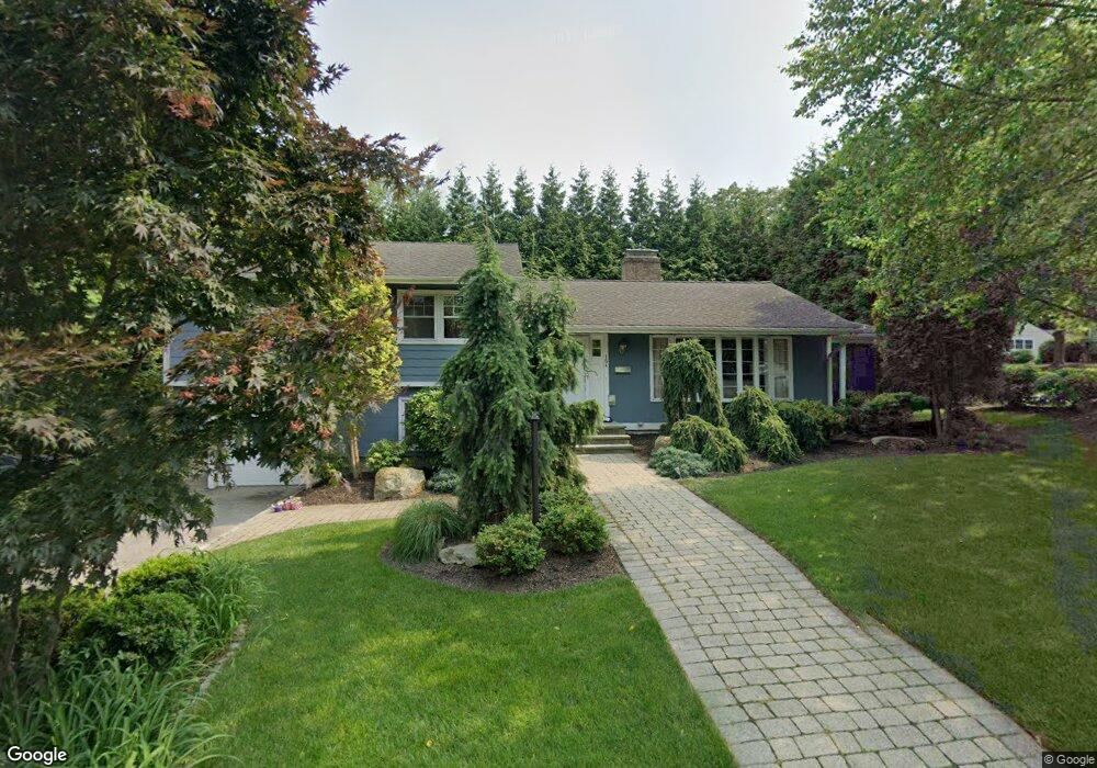 164 Rangeley Rd, Cranston, RI 02920 - photo 1