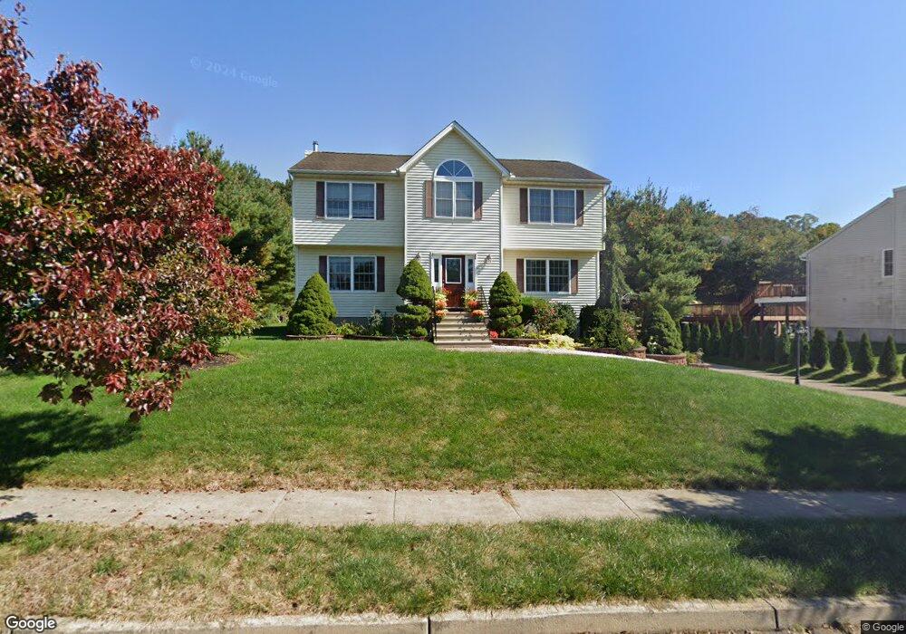 143 Applewood Ln, Naugatuck, CT 06770 - photo 1