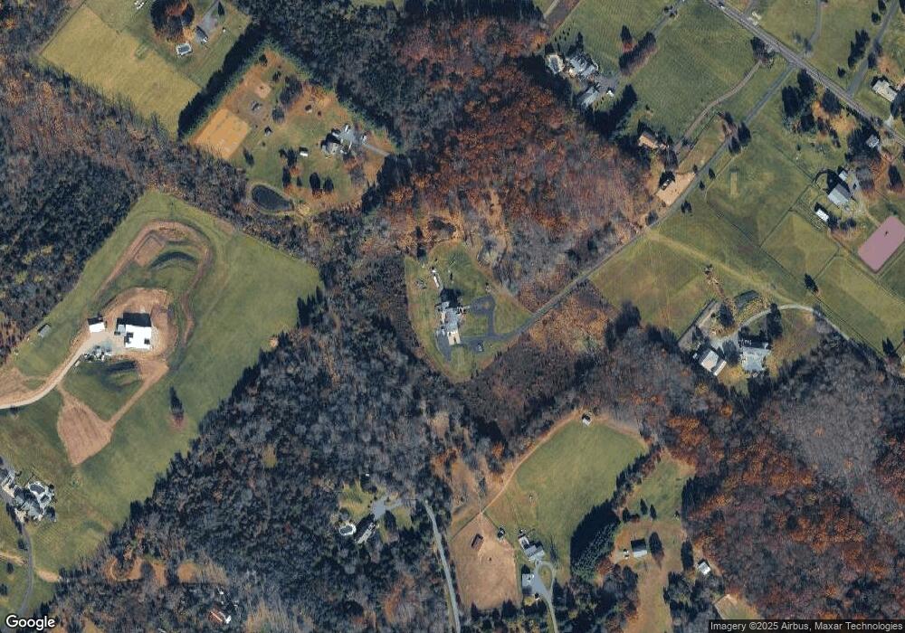 906 Elephant Rd, Perkasie, PA 18944 - photo 1