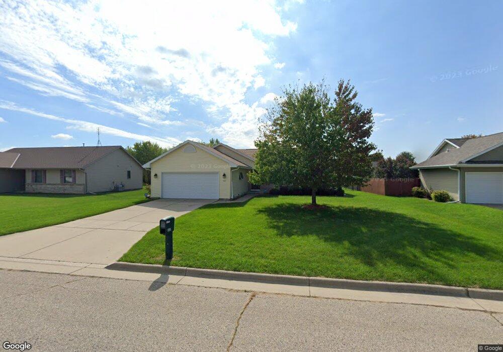 1517 Evergreen Dr, Janesville, WI 53546 - photo 1