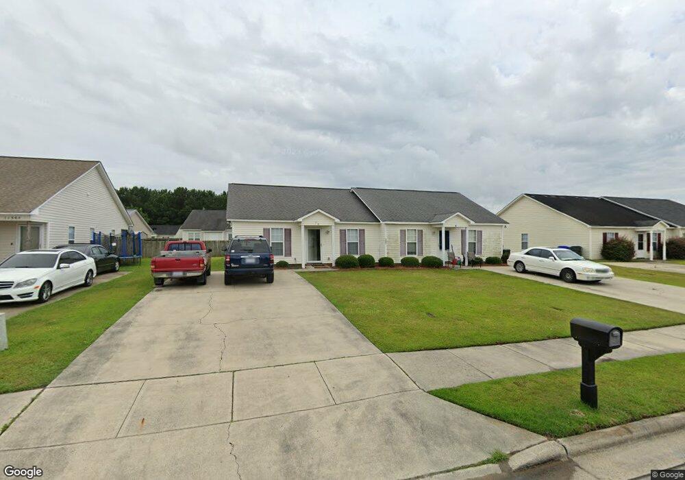 1132 Nicklaus Dr unit B, Greenville, NC 27834 - photo 1