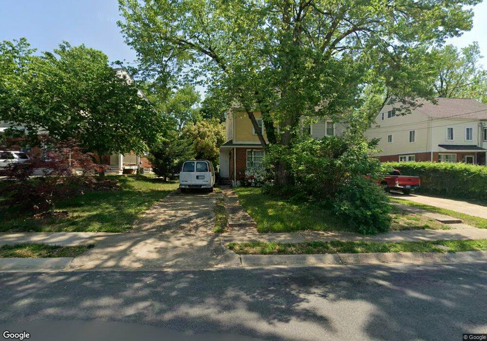 6905 Kenyon Dr, Alexandria, VA 22307 - photo 1