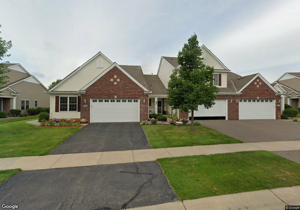 9873 Alvarado Ln N unit 4201, Osseo, MN 55311 - photo 1