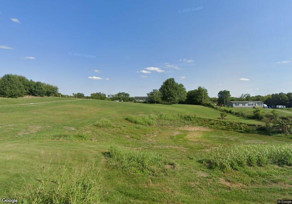 585 Stevens Ln, Bloomfield, KY 40008 - photo 1