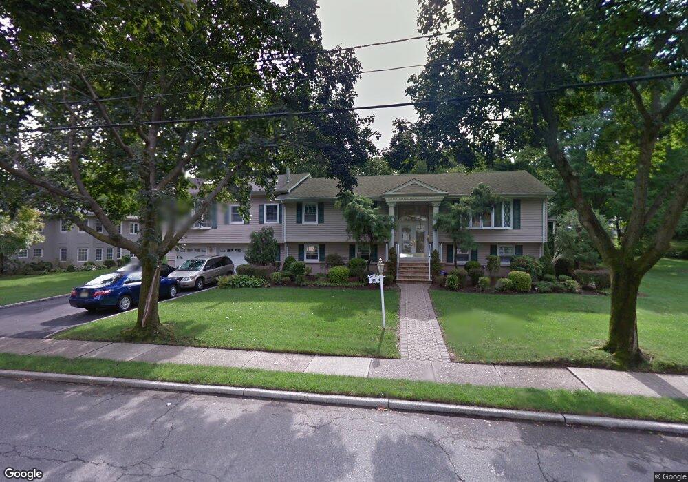 386 Chelsea St, Paramus, NJ 07652 - photo 1