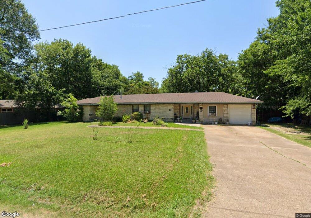 1015 Elm St, Bonham, TX 75418 - photo 1