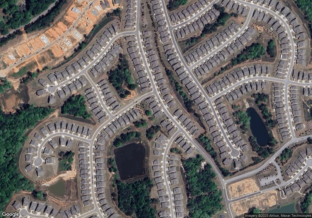 358 Chatuge Dr, Hoschton, GA 30548 - photo 1