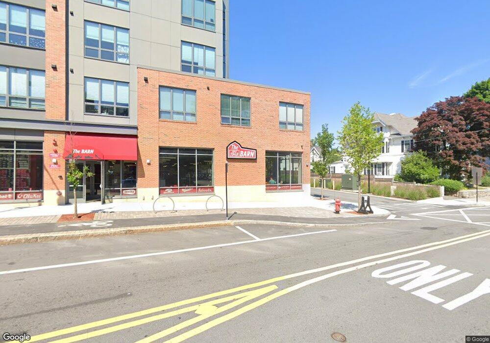 239 Walnut St unit 1A, Newton, MA 02460 - photo 1