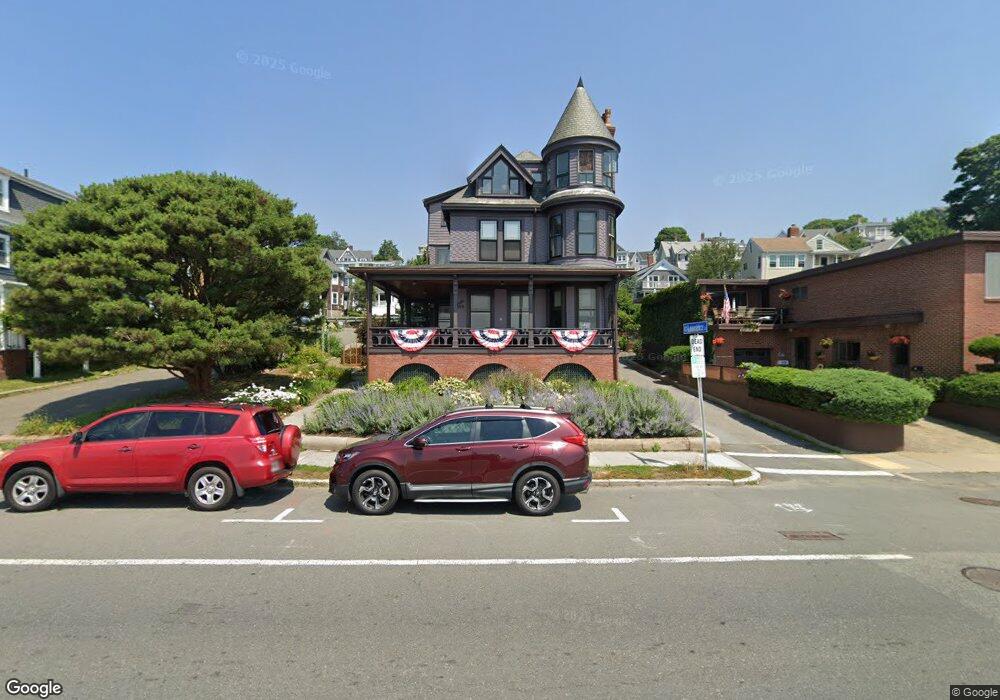 322 Humphrey St unit 3, Swampscott, MA 01907 - photo 1